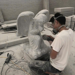 Gia công và sản xuất
