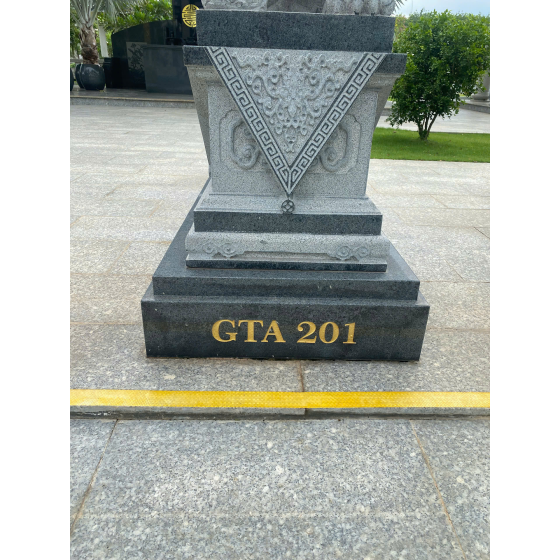 Stone gate, three-entrance gate