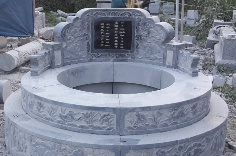 Thiết Kế Bia Mộ Người Hoa 