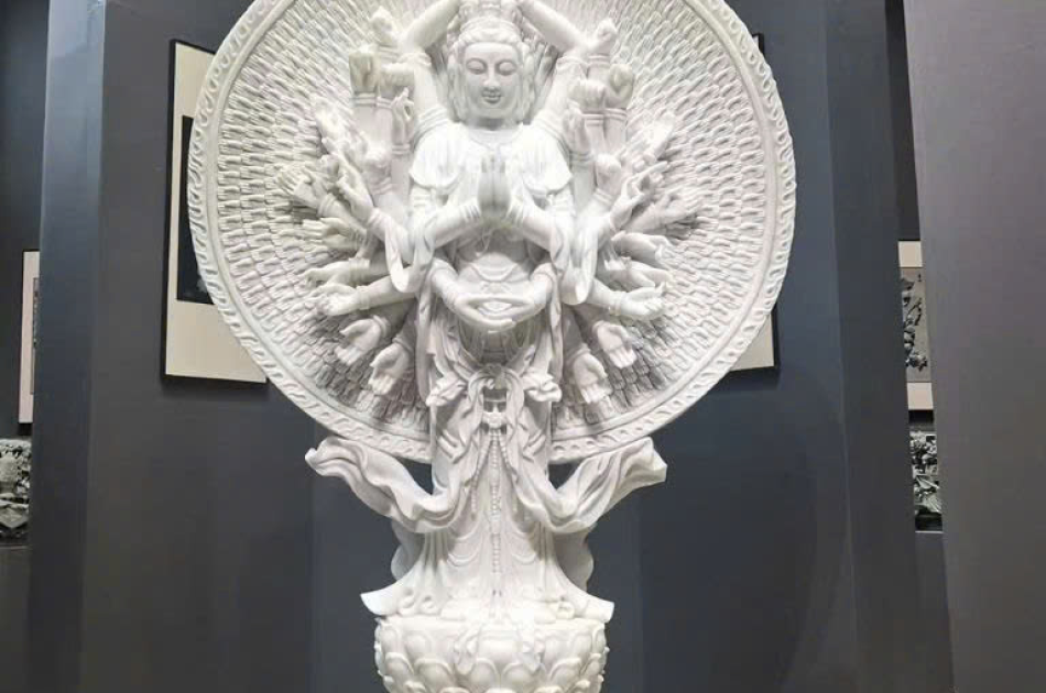 Buddha statue