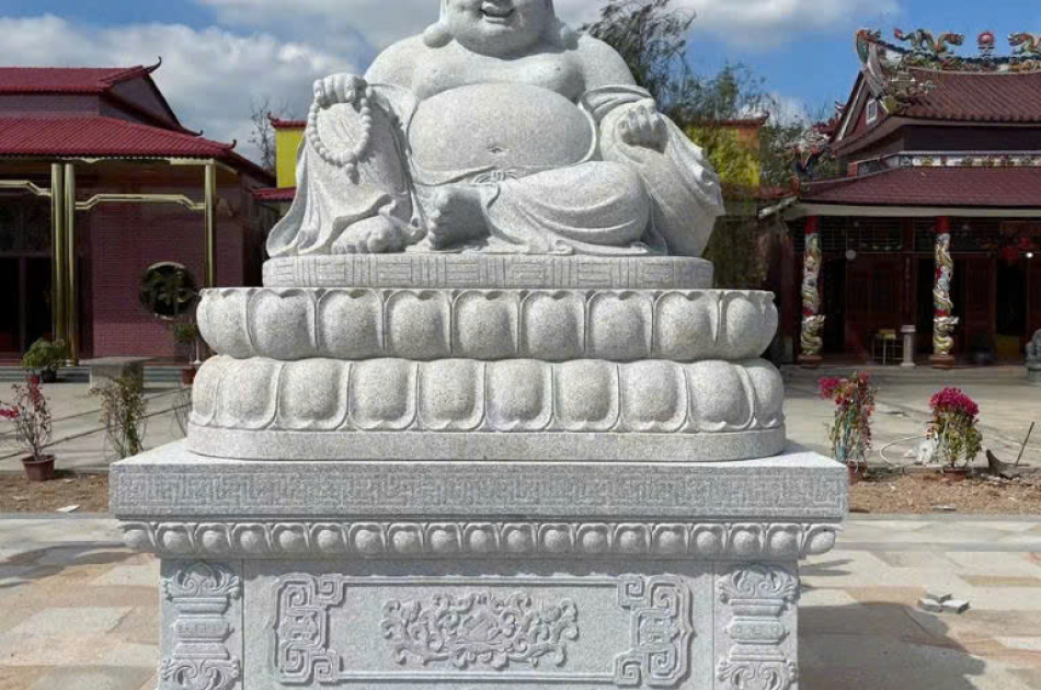 Buddha statue