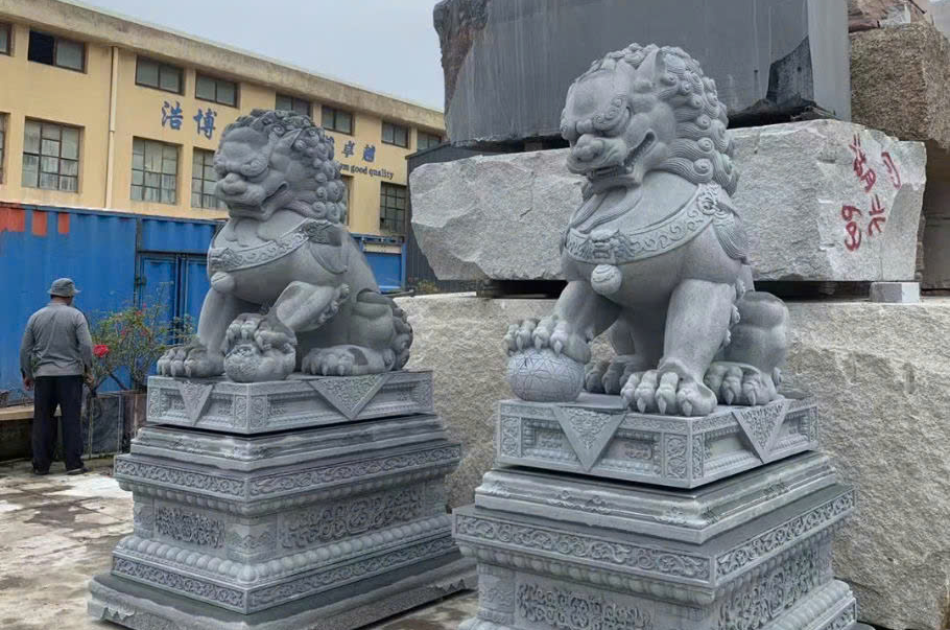 Sư Tử Đá