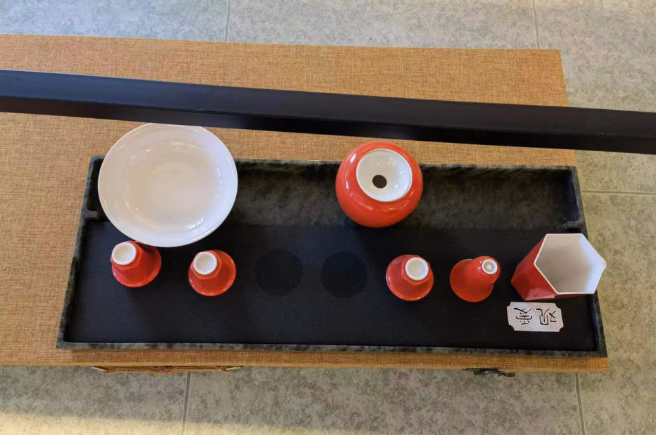 Bộ bàn trà bằng đá có khắc nổi 3D các con giáp theo khách hàng yêu cầu với nhiều kích thước khác nhau.