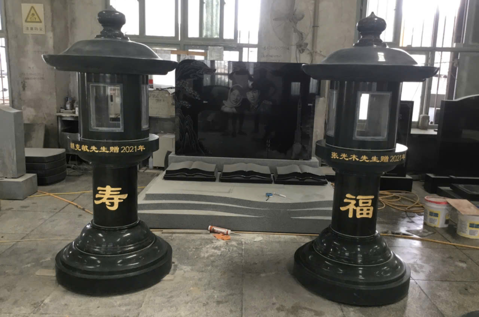 Đèn đá tự nhiên 