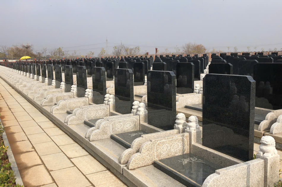 Mộ cải táng(bốc mộ)